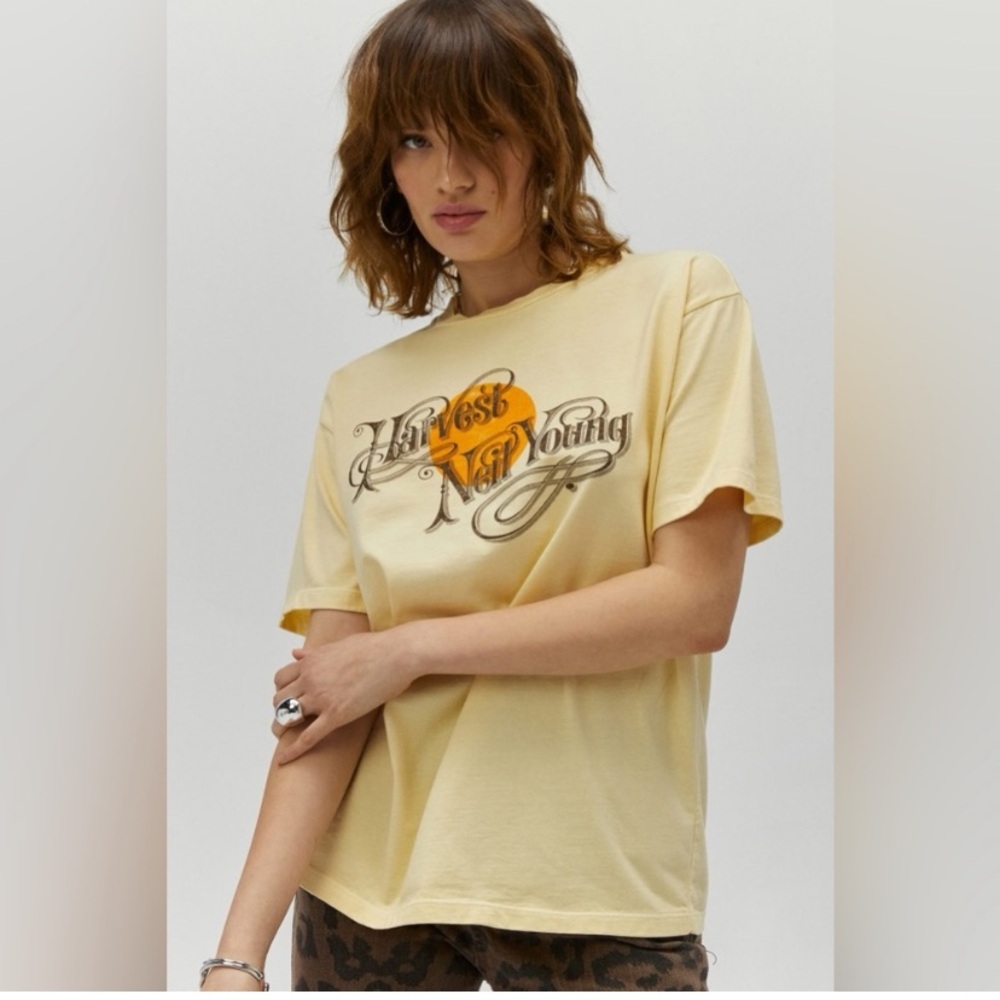 Daydreamer Harvest Neil Young Weekend Tee size Medium